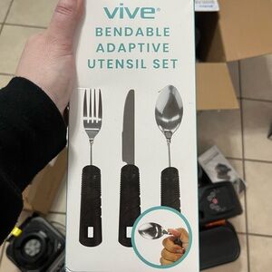 Vive Bendable Adaptive Utensil Set